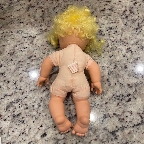 1982 Kenner Lemon Meringue 14" Strawberry Shortcake Doll - Picture 10 of 12